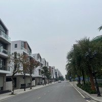 Hiếm Hoi Cặp Bt View Hồ Vin Ocp3 Hưng Yên -Diện Tích153M2, Ban Công Ngắm Biển Hồ Và Pháo Hoa Venice