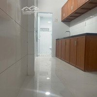 Cho Thuê Nhà Mặt Phố Lò Siêu Quận 11, 52M2, Thuận Tiện Kinh Doanh, Gần Trường, Công Viên