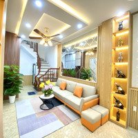 Chính Chủ Bán Nhà 683 Nguyễn Khoái Ôtô Tránh Nhau, 32M2 Xây 3 Tầng Mới Giá Hơn 3 Tỷ