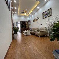 Siêu Phẩm 21M2, 130M2 Sử Dụng: Biệt Thự Mini Ngay Trung Tâm Tôn Đức Thắng