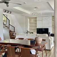 Cần Tiền Bán Cắt Lỗ Biệt Thự Nghỉ Dưỡng Ivory Hoà Bình. Căn 250M2 View Núi