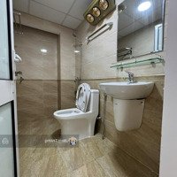 Nhà Mới Ở Ngay, Tại Hoàng Cầu, Trần Quang Diệu Đống Đa 42M2*5T Phân Lô Vỉa Hè Giá Chỉ 13,5 Tỷ