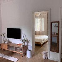 Bán Tập Thể Ba Đình- Mặt Phố Kim Mã, Hồ Giảng Võ, Vị Trí Siêu Đẹp-Nội Thất Xịn, 3 Ngủ, 3 Vệ Sinh
