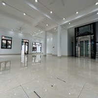 Bán Gấp Nhà Mặt Phố Tại Đại Mỗ, 65 Tỷ, 210 M2, 5 Tầng, 8 Phòng Ngủ 5 Vệ Sinh Lô Góc 3 Thoáng