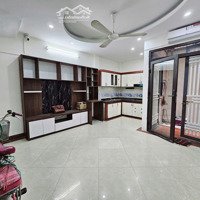 Hoa Khôi Mới Đẹp Mậu Lương Ở Ngay Đón Tết - Hà Đông
S40M X 5 Tầng X 5.1 Tỷ Vị Trí Nhà Nga