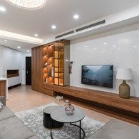 (Chính Chủ) Bán Căn Hộ 3 Ngủ (Sáng) 151M2, Tòa R1 Royal City