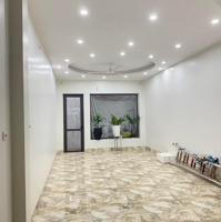 Bán Nhà Riêng Tại Phường Lĩnh Nam, Hoàng Mai, Hà Nội, 13 Tỷ, 110 M2 Oto Đỗ Cửa, Thang Máy Đầy Đủ