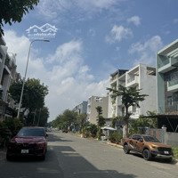 Cho Thuê Nhà Nguyên Căn Khu Đại Phúc Green Villas Giá 22 Triệu/Th 1 Hầm 1 Trệt 3 Lầu Full Nội Thất