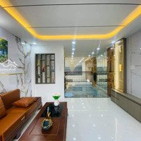 Kẹt Tiền Bán Gấp Nhà Cống Quỳnh. Quận 1. Chốt: 2Tỷ 75/ 56M2. Liên Hệ: 0823931462 Mai Thương Lượng Thêm