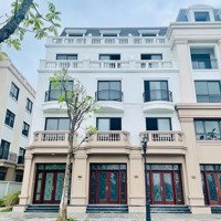 Bán Suất Ngoại Giao Shophouse Tại Vinhomes Móng Cái, 3.96 Tỷ, 67.5M2, Bàn Giao Thô 5 Tầng