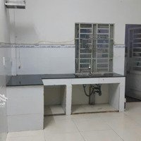 Cho Thuê Nhà 1 Trệt 1 Lầu Sân Thượng 2 Phòng Ngủ 2 Vệ Sinh 52M2 Ngang 4M. 12 Triệu/Th