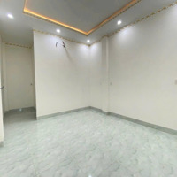 Chủ Gửi Bán Căn Nhà 1T1L Phường Hoá An Tp Biên Hoà. Dt: 5X16=80M2.Giá: 3Tỷ2Có Thương Lượngđường Nhựa 6M Thông