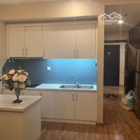 Chính Chủ Cho Thuê Căn Hộ T9 Giá Rẻ, Siêu Thoáng !