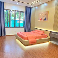 Bán Nhà Tập Thể Kim Liên, Phương Mai, 60M2, Lô Góc, 2 Ngủ, Nhà Đẹp, Ở Ngay, Ô Tô Đỗ Cửa