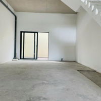 Nhà Phố View Hồ Bơi, Công Viên Verosa Park,Diện Tích5X17M Lh Hương