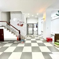 Cho Thuê Nhà Phố Q. Cầu Giấy, 160M2 Đất, Xd:100M2 X 7T, Mt:10M, Có Thang Máy, Ôtô Đỗ Cửa,...