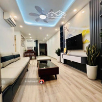 Bán Căn Hộ 3 Phòng Ngủ102M2 Toà Newlife Mặt Đường Hoàng Quốc Việt, Trung Tâm Du Lịch Bãi Cháy, Hạ Long.