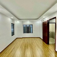 Cần Tiền Bán Gấp Nhà Minh Khai, Cạnh Đường 32, Sau Đại Học Công Nghiệp, 4 Tầng 35M2,