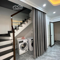 Bán Nhà Đẹp Kinh Doanh View Đẹp Đê La Thành, 52M2, Giá Thỏa Thuận, 4 Phòng Ngủ 5 Vệ Sinh Đống Đa, Hn