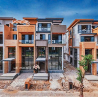 Villa 4 Tầng 338M2 Ngay Trạm Metro Số 1 & Bến Xe Miền Đông Mới - 24 Tỷ Tt Theo Tiến Độ