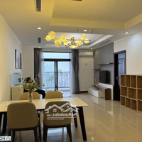 Bán Gấp Căn Hộ Chung Cư Royal City,72 Nguyễn Trãidiện Tích133M 4 Phòng Ngủ.full Đồ