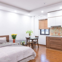 Siêu Phẩm 30M2, Cửa Sổ Thoáng, Full Nội Thất, Máy Giặt Riêng, Ngay Nguyễn Văn Đậu, Bình Thạnh