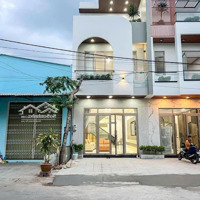 Nh Thanh Lý Gấp Nhà Phạm Hùng, Bình Chánh 60M2. Tiện Ích Xung Quanh. Liên Hệ: 0799039209