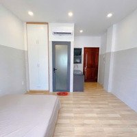 Căn Hộ Studio Cửa Sổ Lớn, Full Nội Thất - Tòa Thang Máy Gần Chợ Hoàng Hoa Thám, Tân Bình