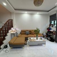 Bán nhà Miêu Nha, 35m2, 5 tầng, 5,2 tỷ, nhà mới xây hiện đại 0855278658