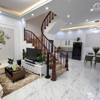 Căn Nhà Đúc Với 1T3L 4 Phòng Ngủở Đ.trần Huy Liệu, Phú Nhuận Với 45M2 Shr Chỉ Có 3,25 Tỷy Lh Xem & Cọc Ngay