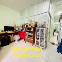 Bán Nhà Phan Văn Trị 60m2, 2 PN, gần Emart, Vincom Chỉ 5 Tỉ