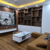 Bán Căn Hộ Chung Cư 66 M2, 2 Pn, Tây Sơn, Đống Đa ;Ban Công Đông Nam,0904760444