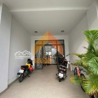 Nhà Đẹp Trung Tâm Q2 Ngay Mega Market 4 Phòng Ngủphù Hợp Ở Và Làm Vp Cty