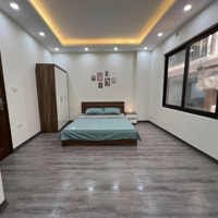 Chính Chủ Cho Thuê Căn Hộ Phố Nguyễn Sơn 35M2 Full Đồ Đẹp, Oto Đỗ Cửa, Giá Bán 5 Triệu: Liên Hệ: 0916393862