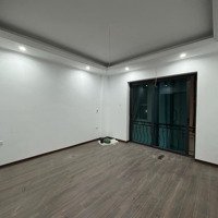 Bán Nhà Ngõ Văn Hương Trung Tâm Quận Đống Đa : 40M X5Tầng ,Mt: 5M , Nhà Đẹp Gần Phố