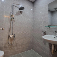 Vị Trí Đắc Địa Căn Hộ 2 Phòng Ngủ 88,78M2 Căn Góc Ban Công Đông Nam Tòa 197 Trần Phú, Hà Đông