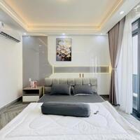 NHÀ CAO CẤP, THIẾT KẾ SANG TRỌNG, 3 LẦU, 6 WC TH 03332 9 5552 THÚY