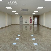 Cho Thuê Nhà Lô Góc Ngõ 107 Trần Duy Hưng, 90M2 * 5 Tầng, Thang Máy, Giá Bán 40 Triệu Ôtô Tải Đỗ Cửa