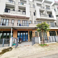 Bán Shophouse 4 Tầng Đối Diện Khu Trung Cư Tại Khu Đô Thị Vsip Tử Sơn Bắc Ninh