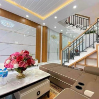 Cựcực Hiếm!Nhà Đẹp Đường Bàu Cát,Tân Bình-Giá: 3,55Tỷ/69,6M2(5,8X12M). Sổ Nở Hậu. Nhà Đang Cho Thuê