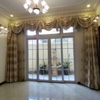 Bán Biệt Thự Mặt Tiền Nguyễn Văn Hưởng, Thảo Điền, Quận 2. 9X25, 225M2. 6 Phòng Ngủ Giá Chỉ 85 Tỷ Tl