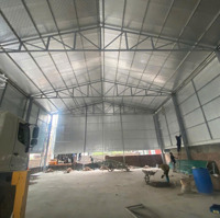 Cho Thuê Kho Mặt Đê Bát Khối,Diện Tích320M2,Mặt Tiền9M, Rb, Giá 23 Triệu/Th