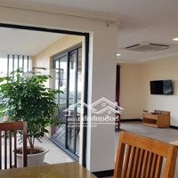 Cho Thuê Căn Hộ Dịch Vụ Tại Âu Cơ, Tây Hồ, 70M2, 1 Phòng Ngủ Đầy Đủ Nội Thất, Ban Công Rộng, View Thoáng