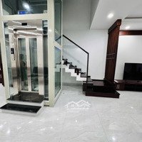 Hàng Hiếm - Nhà Đẹp 3 Tầng, Full Nội Thất Giá Bán 6,5 Tỷ. Đặc Biệt Có Thang Máy