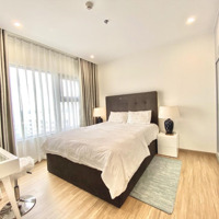 Chủ Nhà Cần Bán Căn Hộ Chung Cư Oriental Plaza,Dtich 80M2, 2 Phòng Ngủ Giá Bán 3,7 Tỷ, Liên Hệ: 0934977411 Call/Zalo