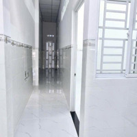 Cho Thuê Nhà Diệu Hiền Mới 80M2, Có Máy Lạnh, 2 Phòng Ngủ, 2 Vệ Sinh Sân Oto