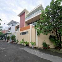 Bán gấp VILLA 2 Mặt Tiền - CẠNH KĐT PHÚ MỸ HƯNG - 200M2 (10x20) - View công viên, 21,9 T.Ỷ   Mô tả:  + 200m2 (10x20)