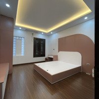 Nhà Lâm Hạ 70M2, 5 Tầng, Gara Ô Tô, Thang Máy, Full Nội Thất, Ngõ Rộng Thông Ô Tô Tránh