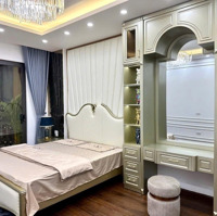 Vip Cầu Giấy Phân Khúc 7 Đồng Diện Tích: 35M X 5T Ngõ Nông Nhà Thoáng Quanh Nhà K Thiếu Gì