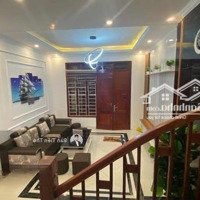 Nhỉnh 5 Tỷ - Bán Nhà Tư Đình, Ôtô Đỗ Cổng - 33M2 X 5 Tầng